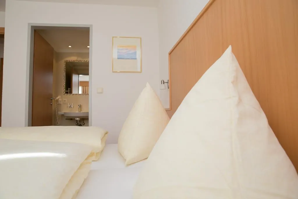 Hotel Garni Ehrenreich Ζόλντεν Bed and Breakfast